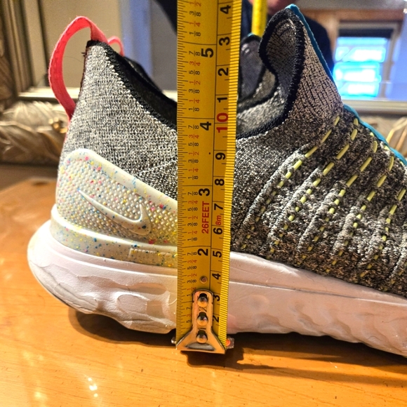 Nike ReAct walking/city shoes - Picture 14 of 14